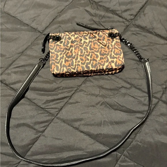 Victoria’s Secret Cheetah Print Purse - Picture 4 of 10